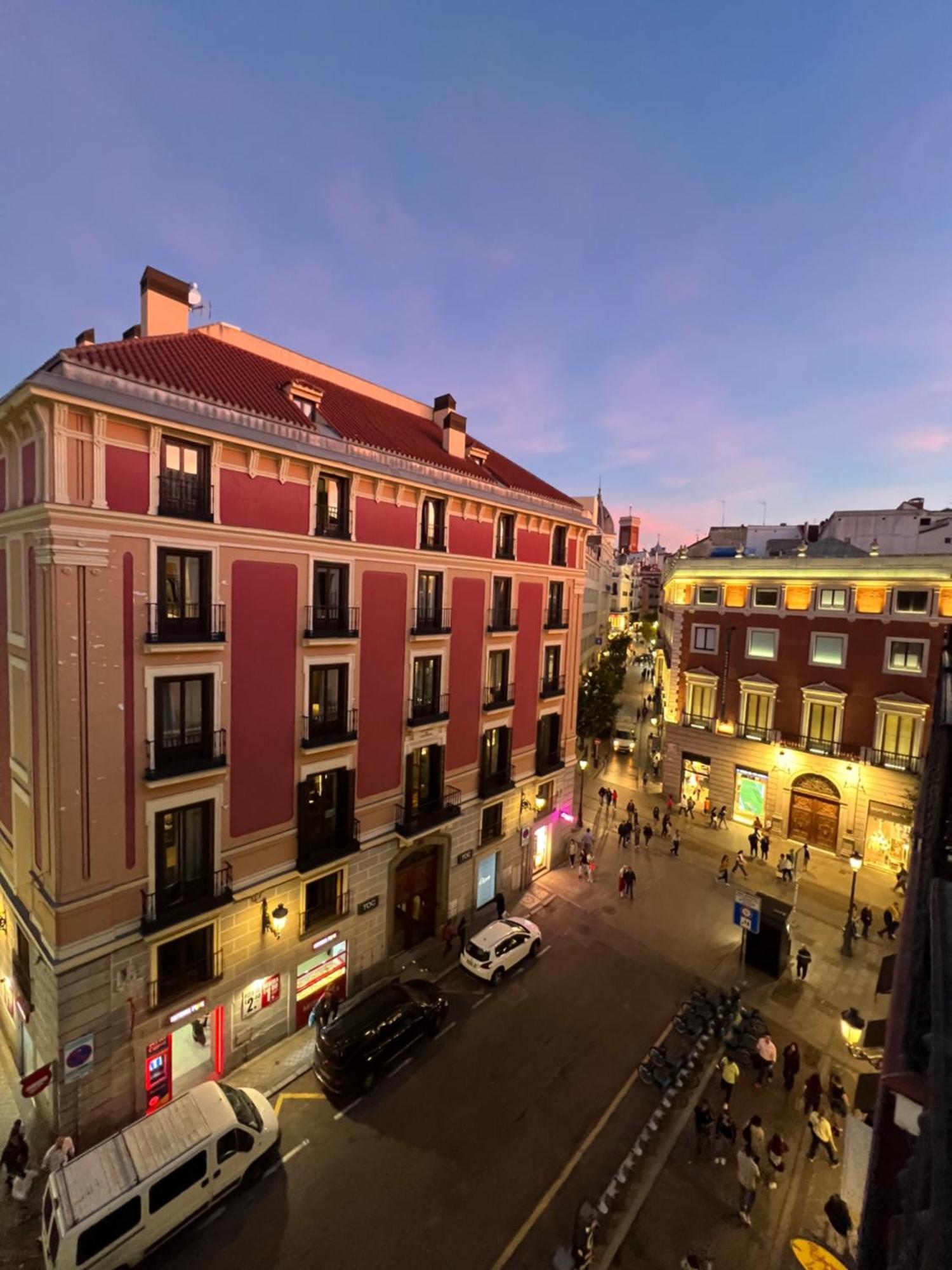 Albergue Miguel Angel Madrid Ngoại thất bức ảnh
