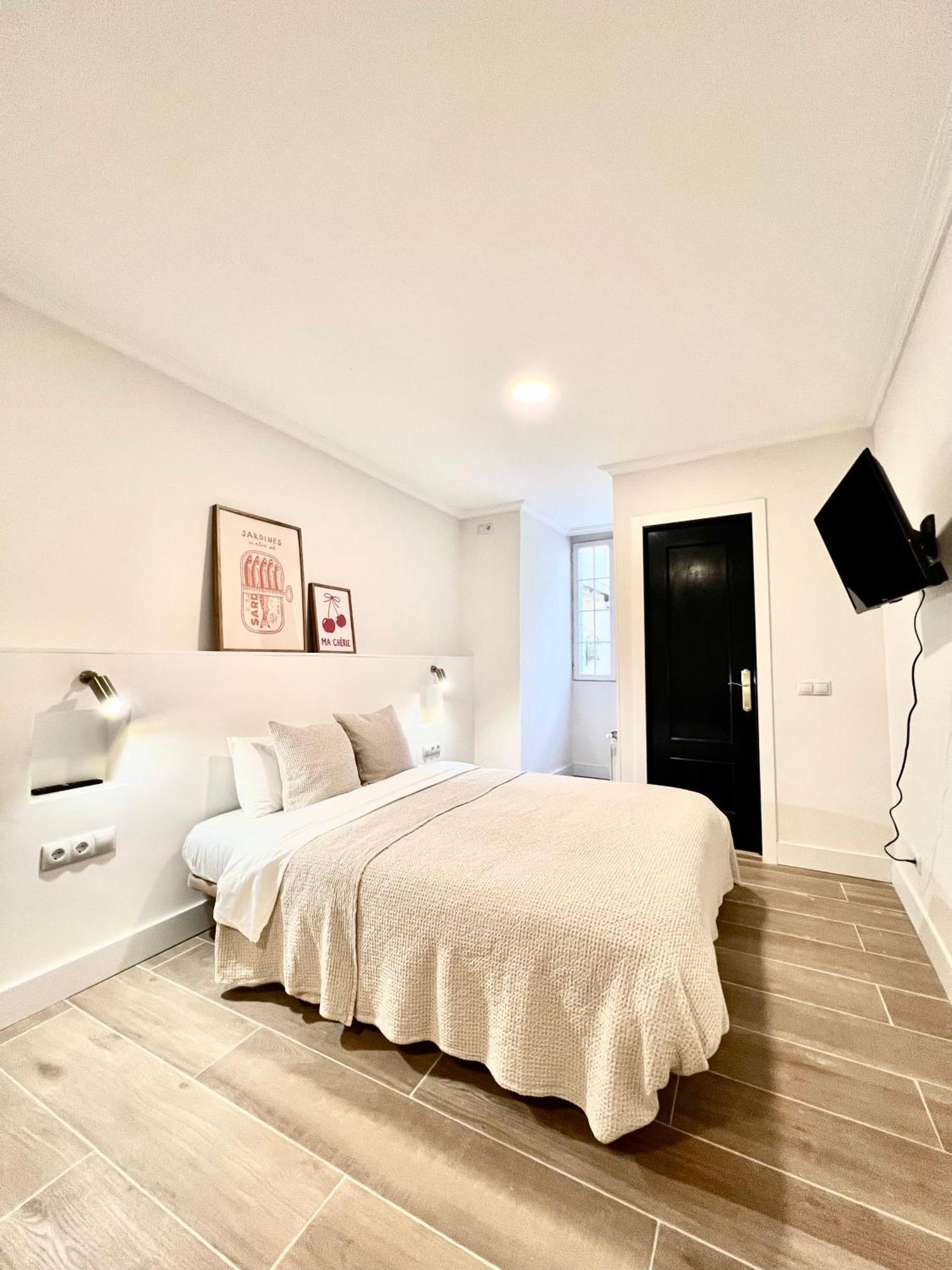 Albergue Miguel Angel Madrid Ngoại thất bức ảnh