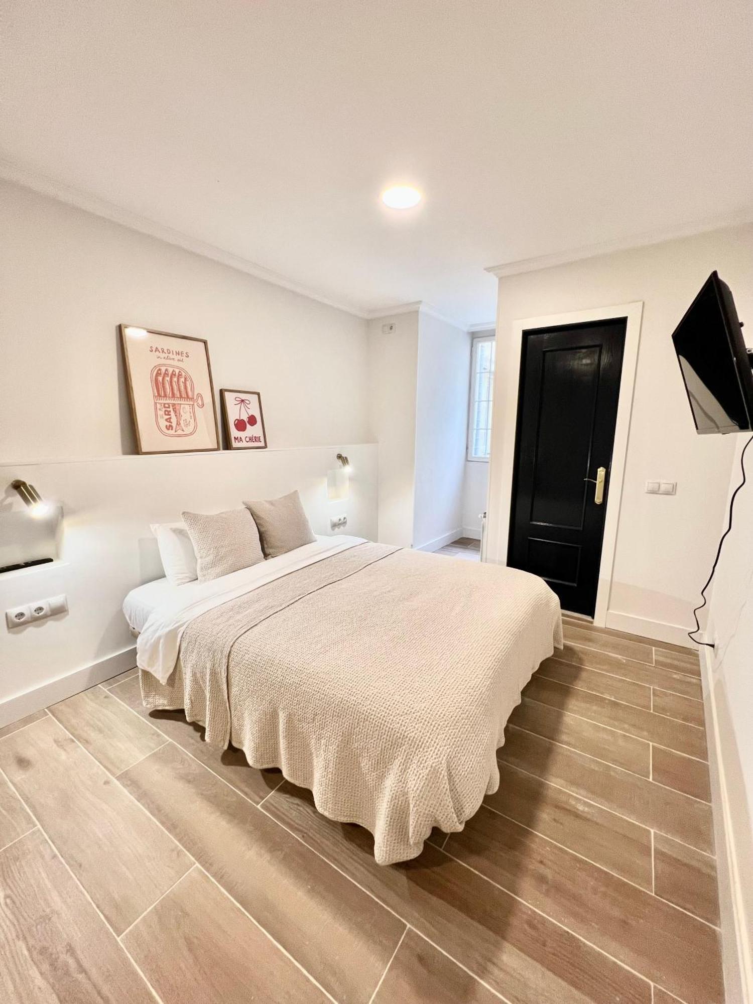 Albergue Miguel Angel Madrid Ngoại thất bức ảnh