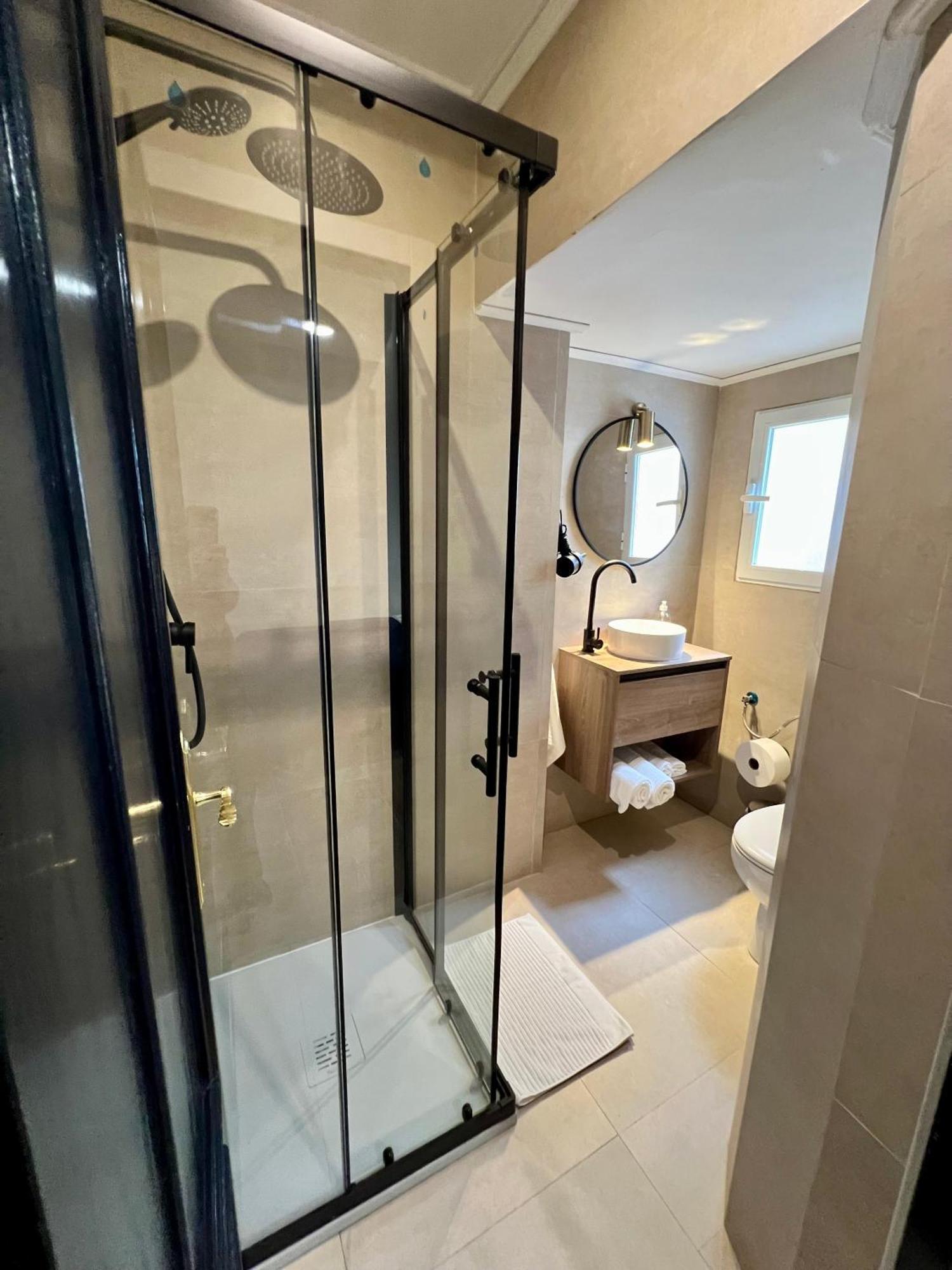 Albergue Miguel Angel Madrid Ngoại thất bức ảnh